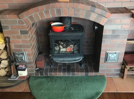 2C126B9B-2C0C-4A71-9C5D-E3DDC561B168