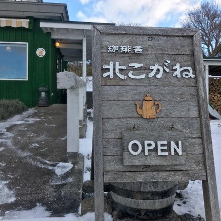 CF8C3AD9-280C-412D-89F6-67D3DAB1E0CA