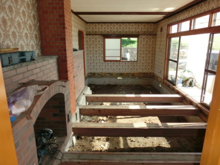 6D7A844B-34AE-401F-8F8C-9157E2663F12